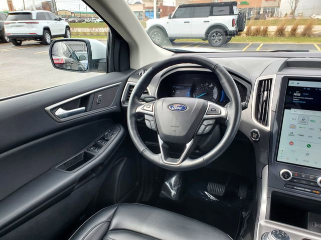 Used 2023 Ford Edge SEL image 8