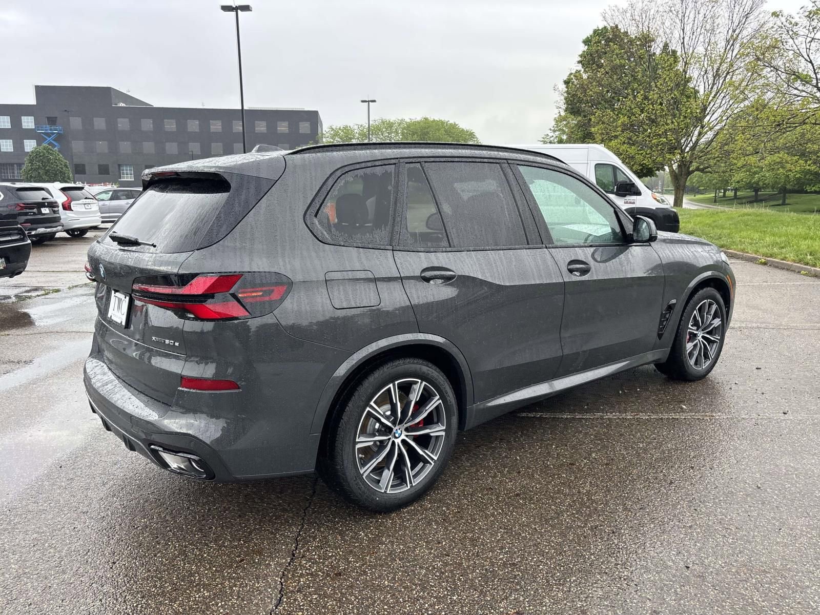 New 2026 BMW X5 xDrive50e AWD/4WD image 5