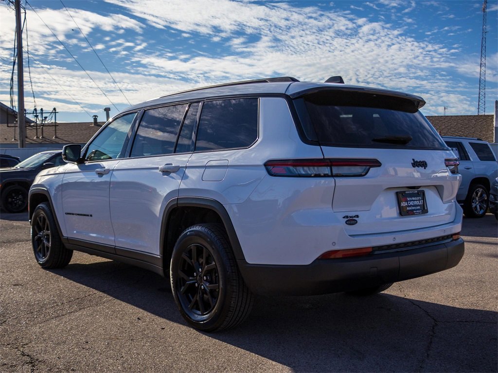 Used 2024 Jeep Grand Cherokee L Laredo image 8