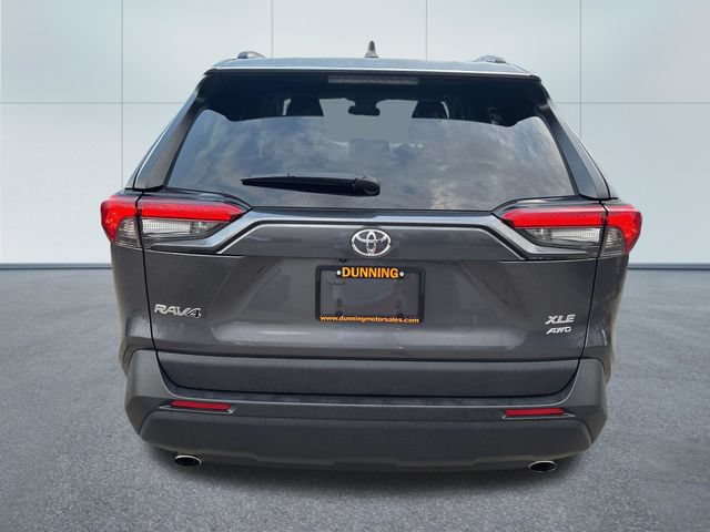 Used 2024 Toyota RAV4 XLE AWD/4WD image 3