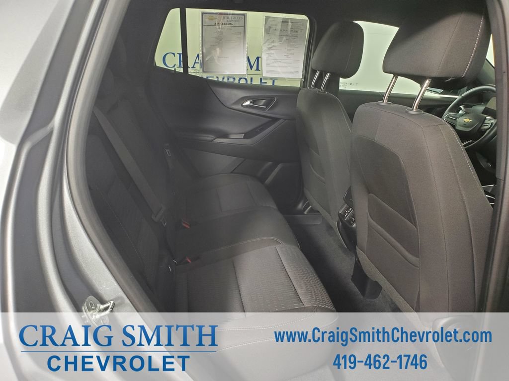 Used 2025 Chevrolet Equinox LT FWD image 14