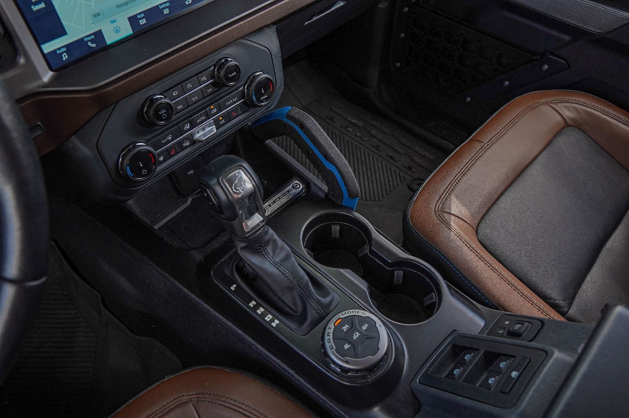 Used 2022 Ford Bronco Outer Banks image 19