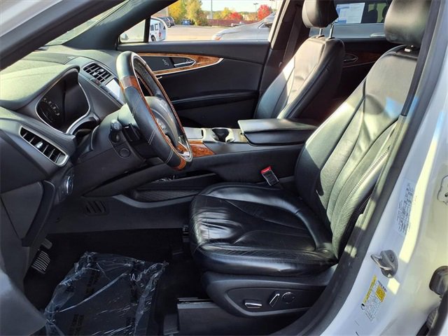 Used 2016 Lincoln MKX Select w/ Select Plus Package image 4