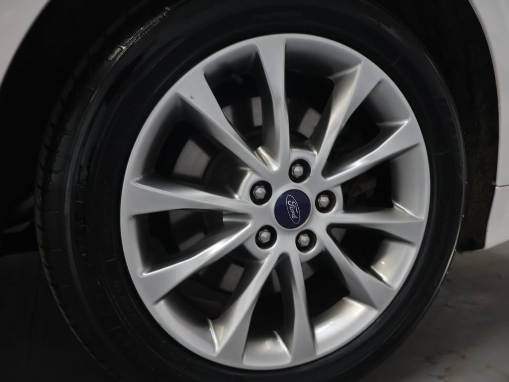 Used 2017 Ford Fusion Energi Platinum FWD image 33
