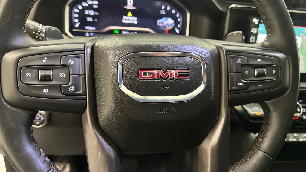 Used 2025 GMC Sierra 1500 AT4 w/ AT4 Premium Package AWD/4WD image 15