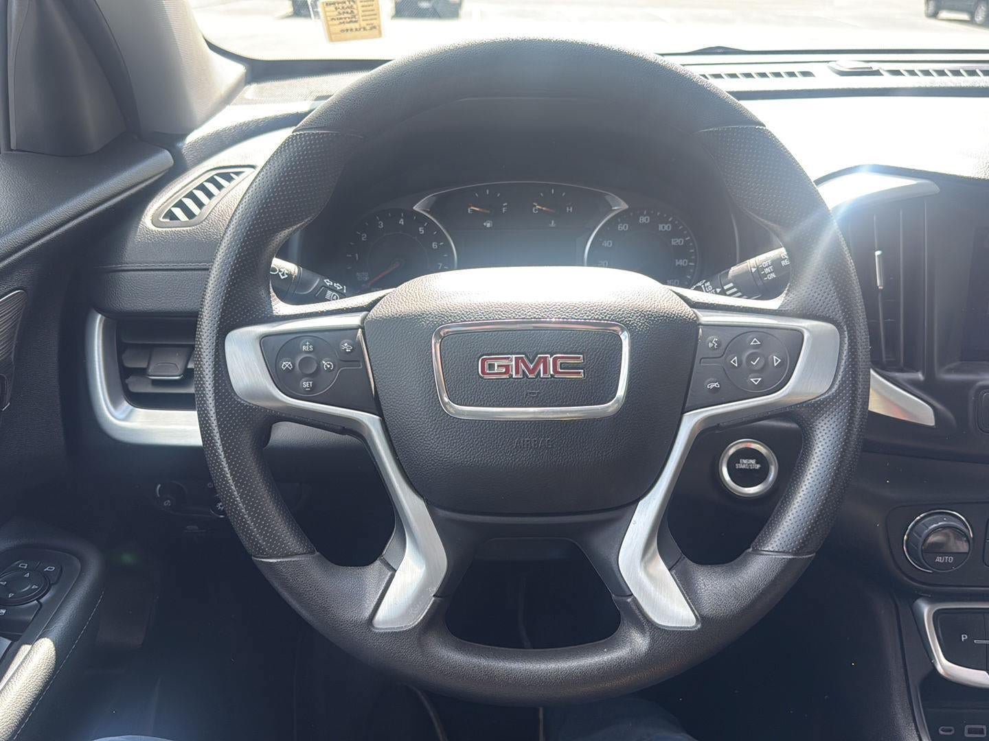Used 2024 GMC Terrain SLE w/ Driver Convenience Package AWD/4WD image 17