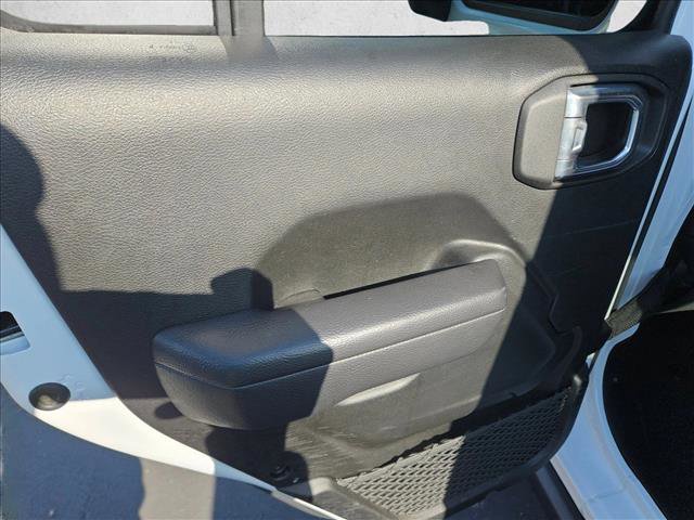 Used 2022 Jeep Gladiator Mojave w/ Trailer Tow Package image 13