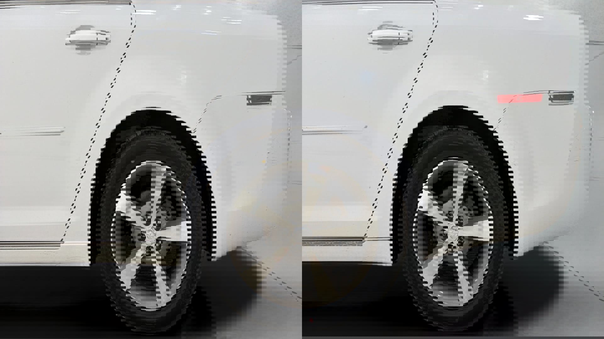 Used 2012 Chevrolet Malibu LT image 37