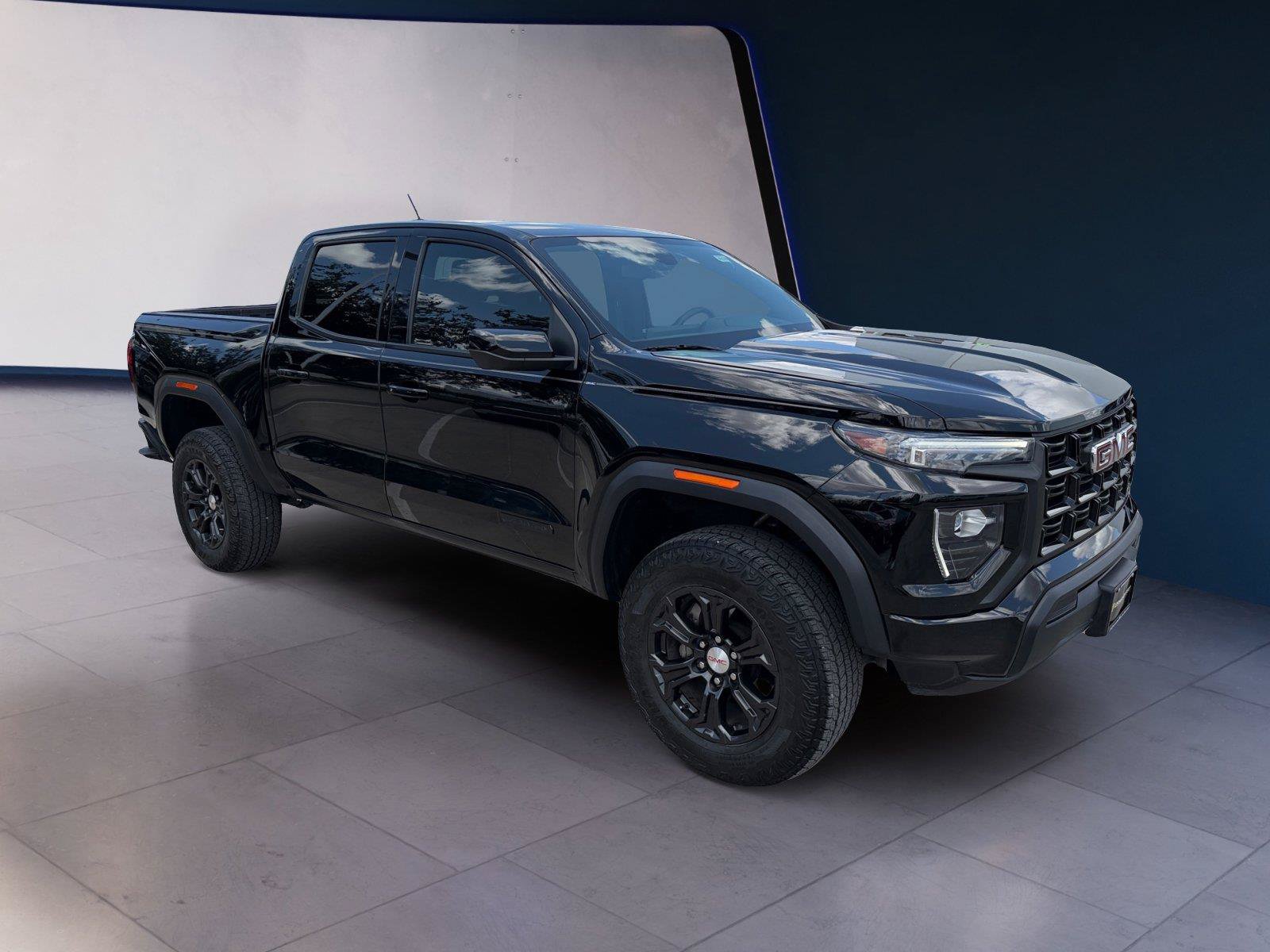Used 2024 GMC Canyon Elevation RWD image 7
