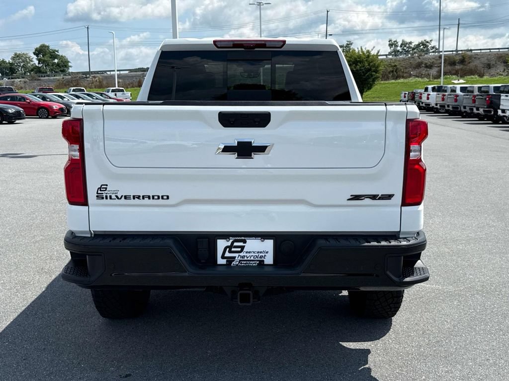 New 2026 Chevrolet Silverado 1500 ZR2 w/ Dark Appearance Package AWD/4WD image 13