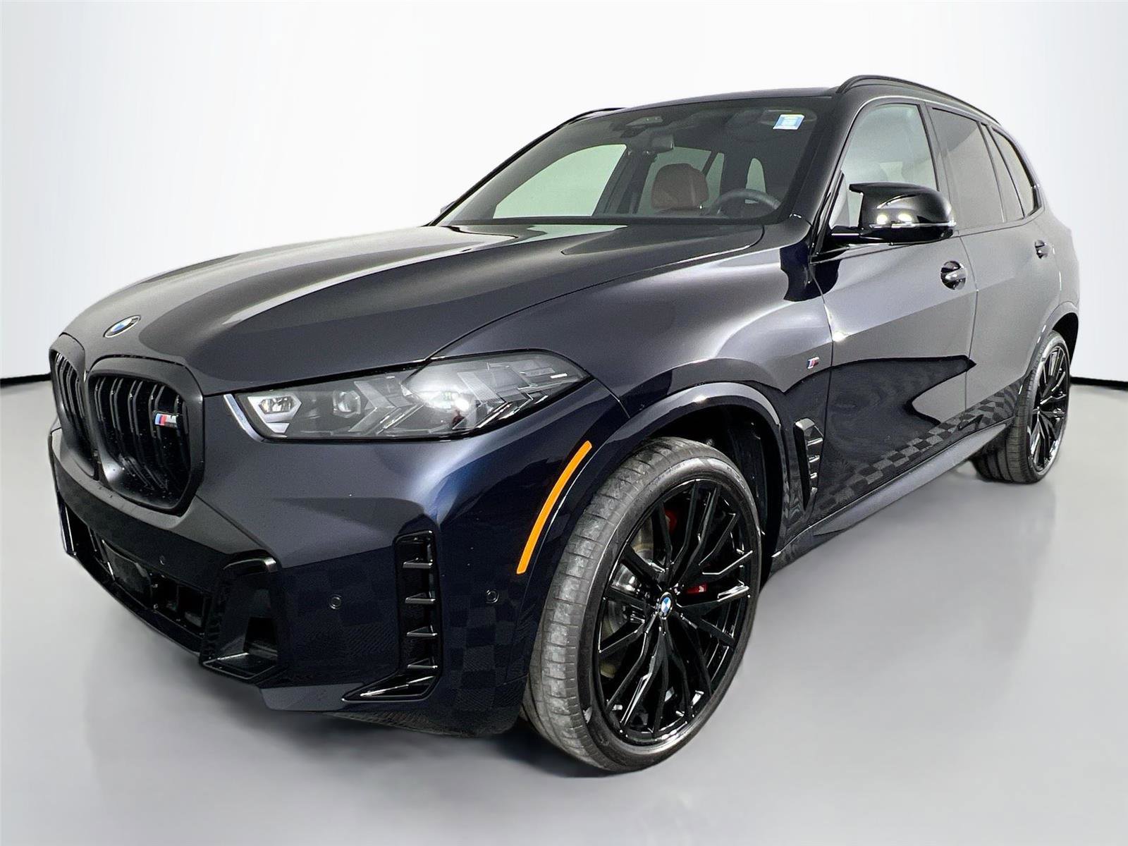 New 2026 BMW X5 M60i image 2