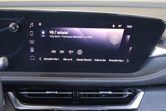 Used 2024 Buick Envista Sport Touring w/ Experience Buick Package FWD image 19