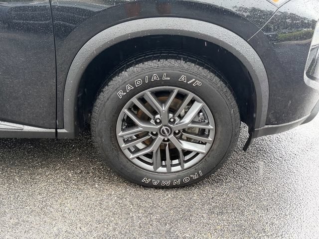 Used 2024 Nissan Rogue S AWD/4WD image 9
