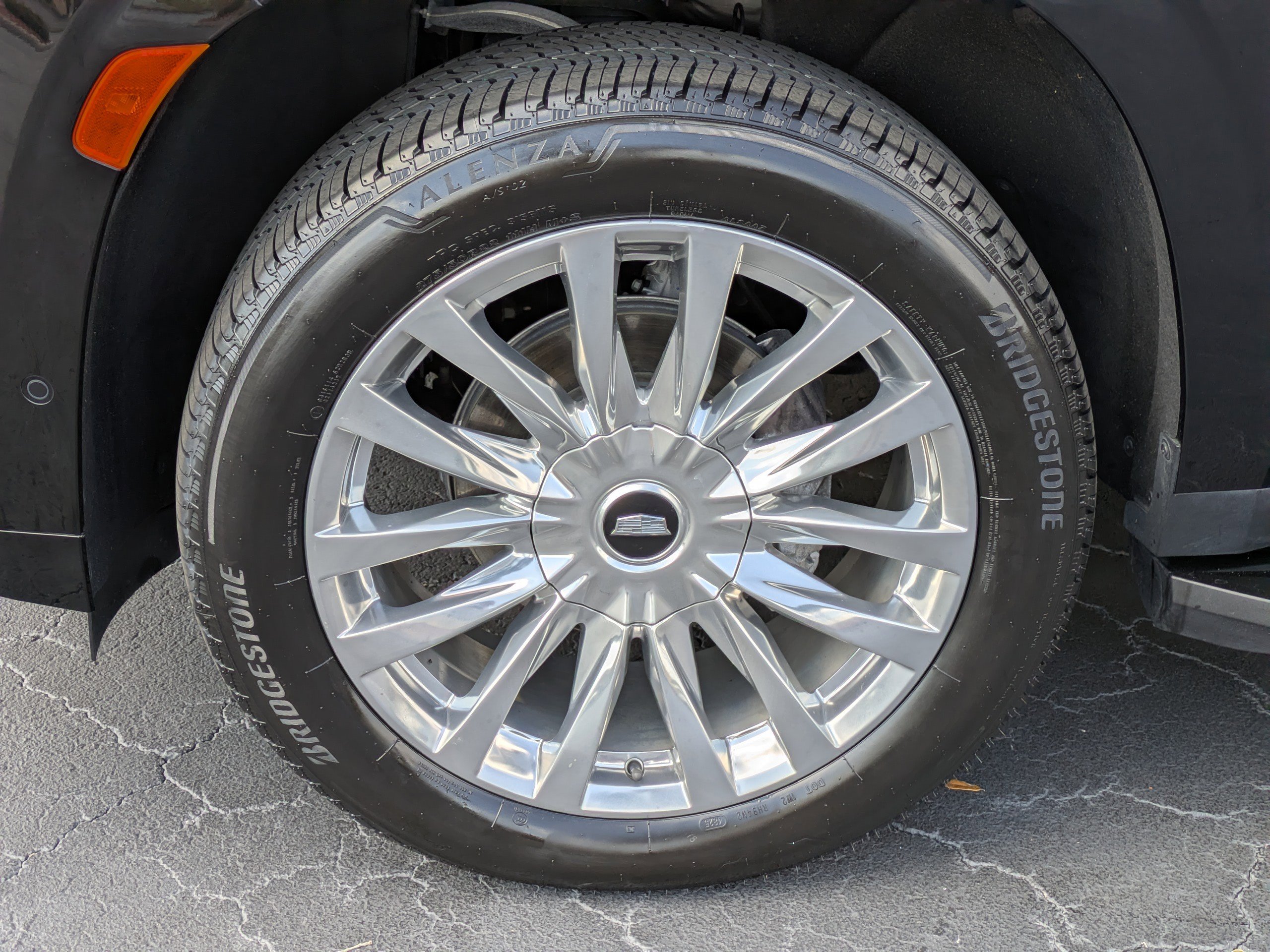 Certified 2023 Cadillac Escalade Premium Luxury image 10