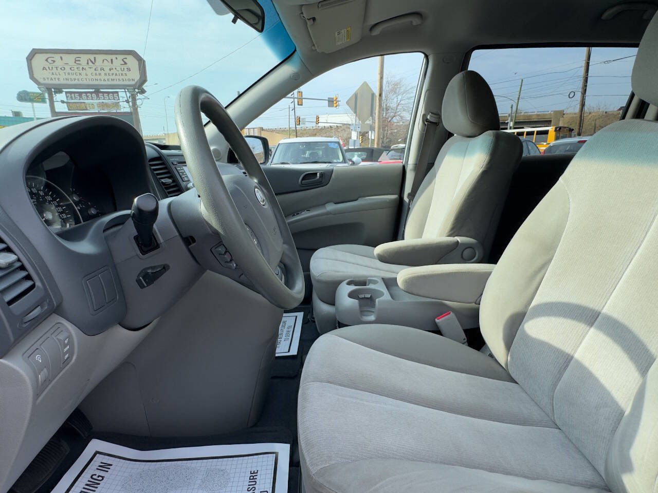 Used 2012 Kia Sedona LX w/ PWR Pkg FWD image 10