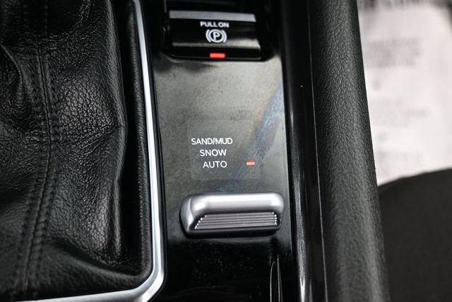 Used 2025 Jeep Compass Sport AWD/4WD image 27