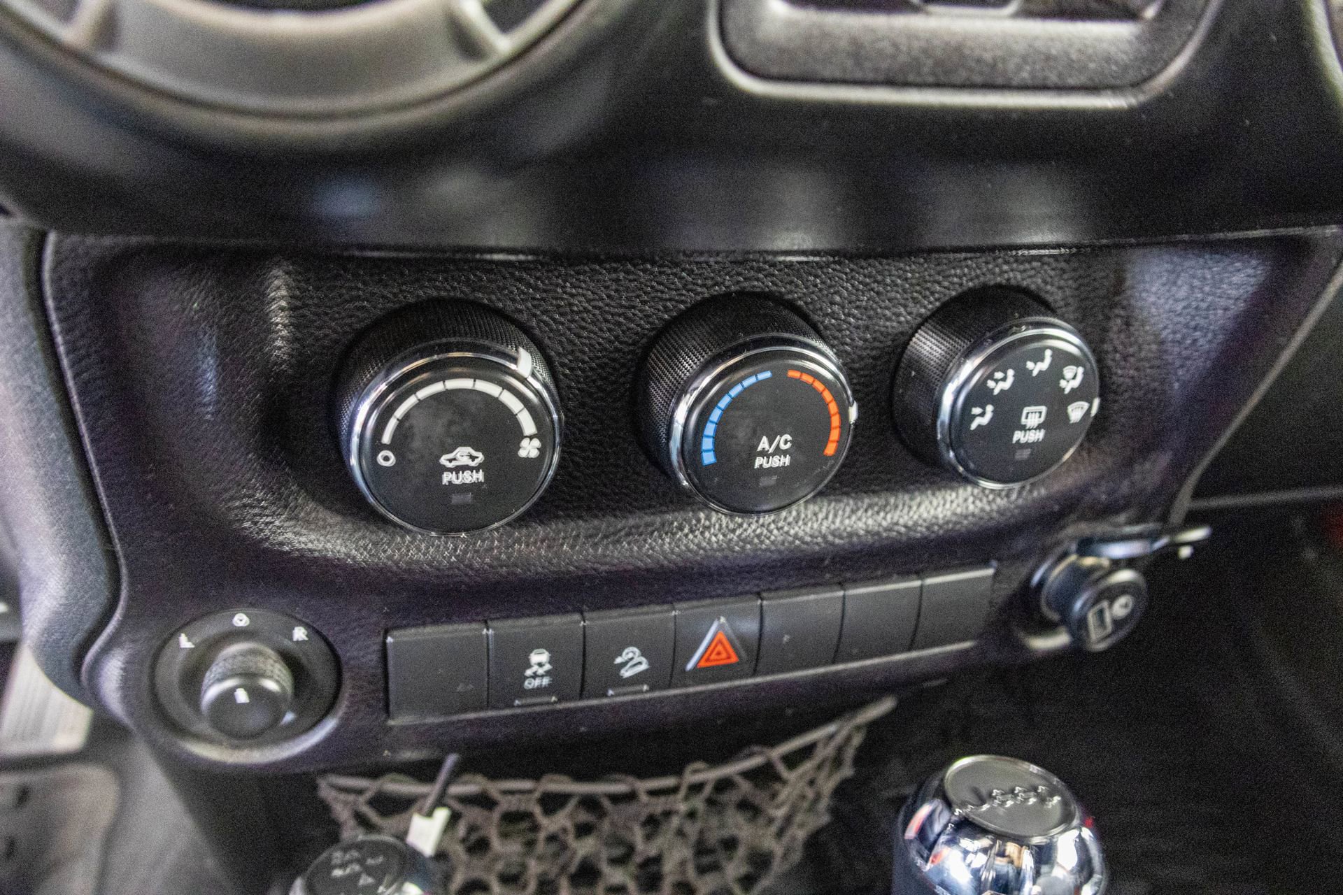 Used 2014 Jeep Wrangler Unlimited Sport w/ Quick Order Package 24S image 23