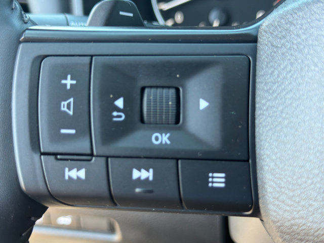 Used 2026 Nissan Rogue SV FWD image 26