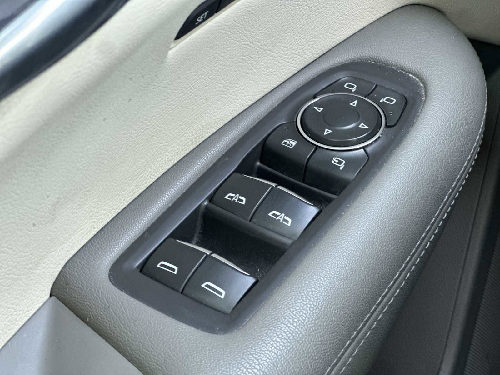 Used 2020 Cadillac XT5 Premium Luxury image 15