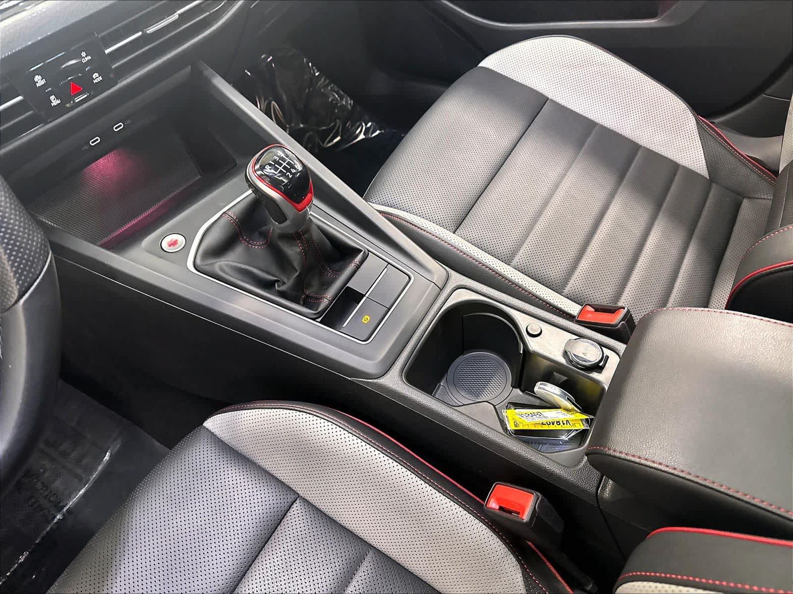 Used 2022 Volkswagen GTI Autobahn FWD image 21