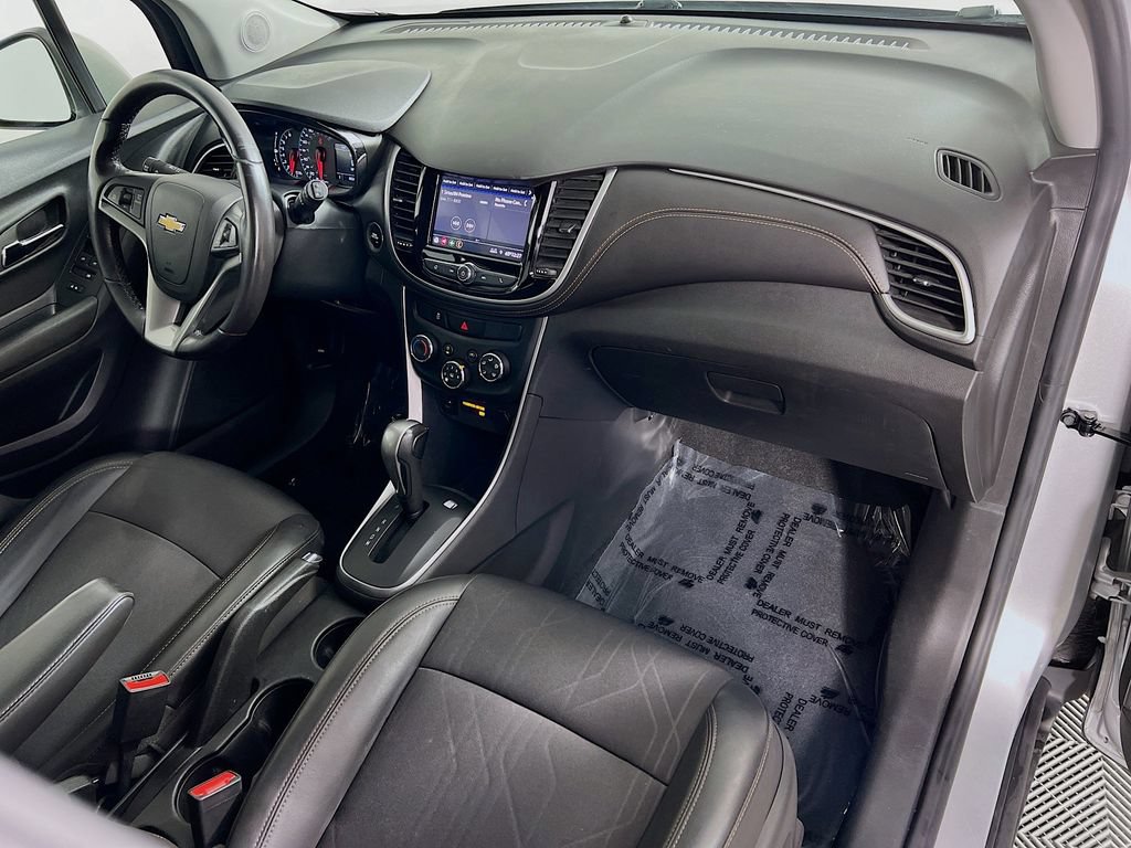 Used 2022 Chevrolet Trax LT w/ Driver Confidence Package AWD/4WD image 26
