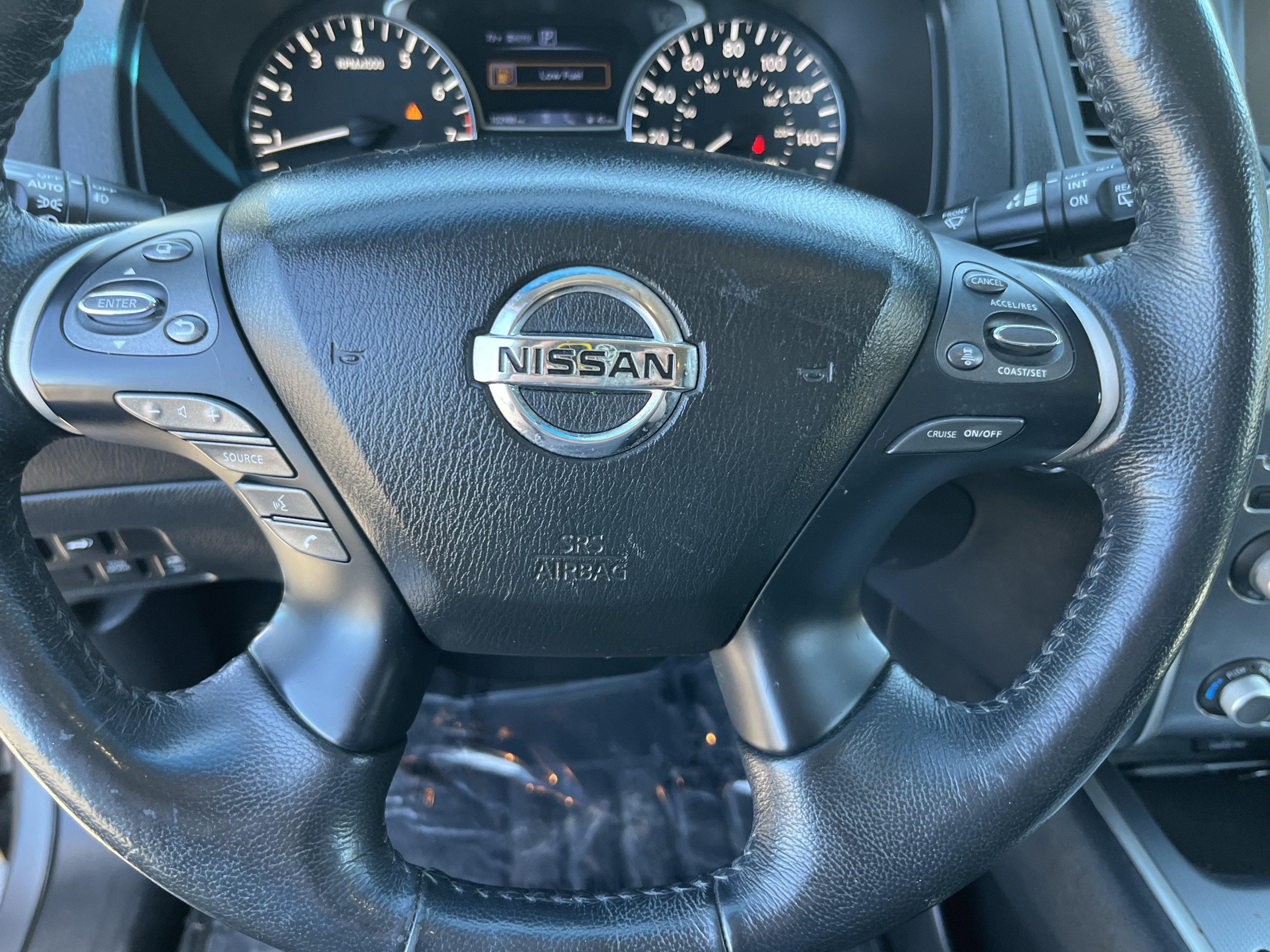 Used 2019 Nissan Pathfinder SL AWD/4WD image 19