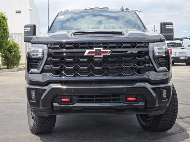 New 2026 Chevrolet Silverado 2500 ZR2 AWD/4WD image 21