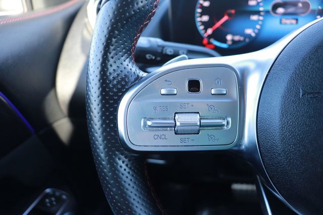 Used 2023 Mercedes-Benz GLA 250 image 19