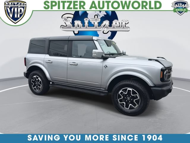 Used 2024 Ford Bronco Outer Banks AWD/4WD image 2