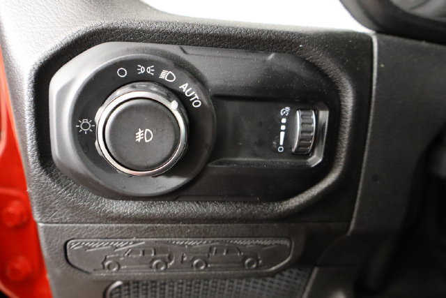 Used 2024 Jeep Wrangler Unlimited Sport AWD/4WD image 22