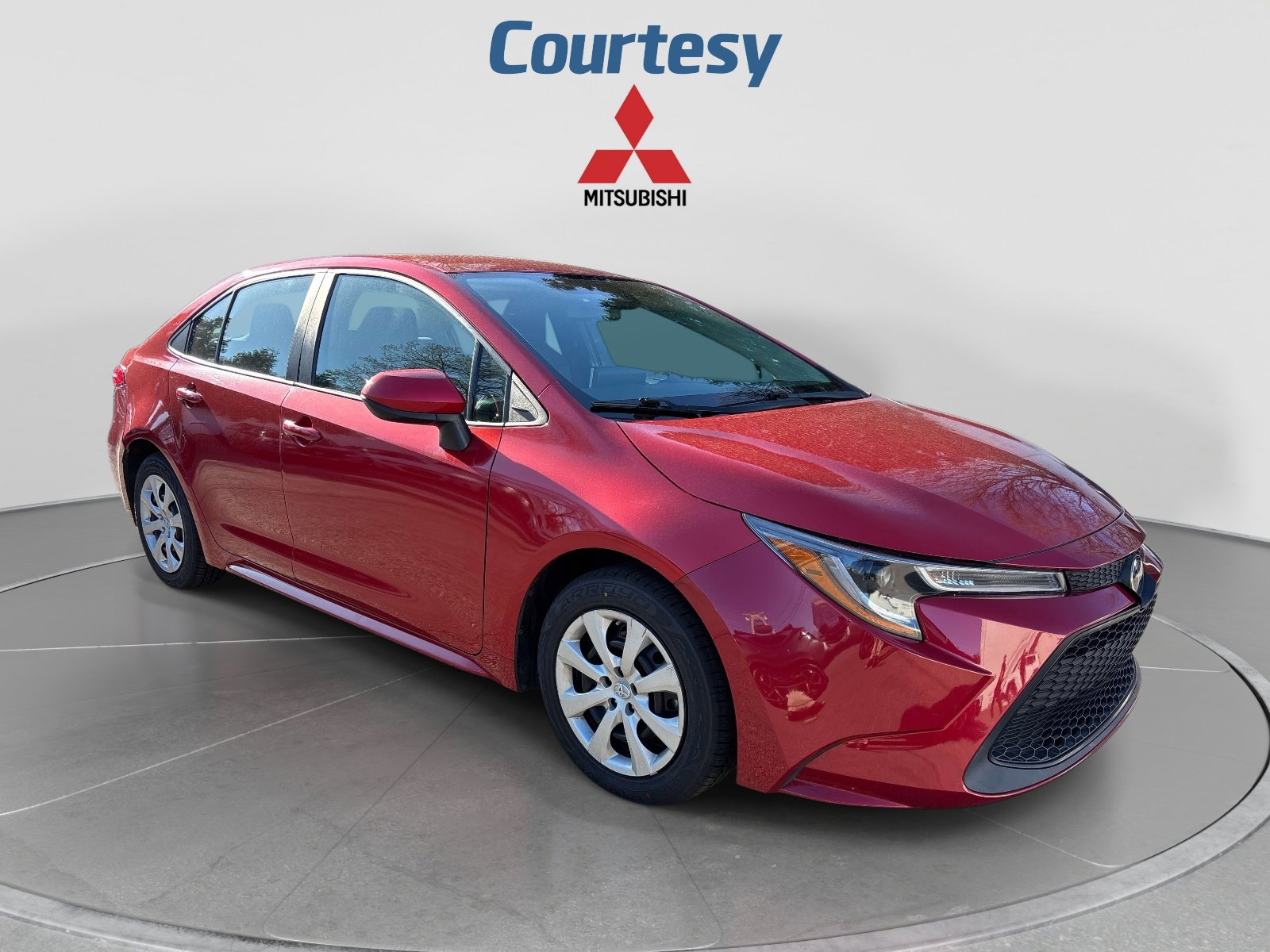 Used 2021 Toyota Corolla LE FWD image 6