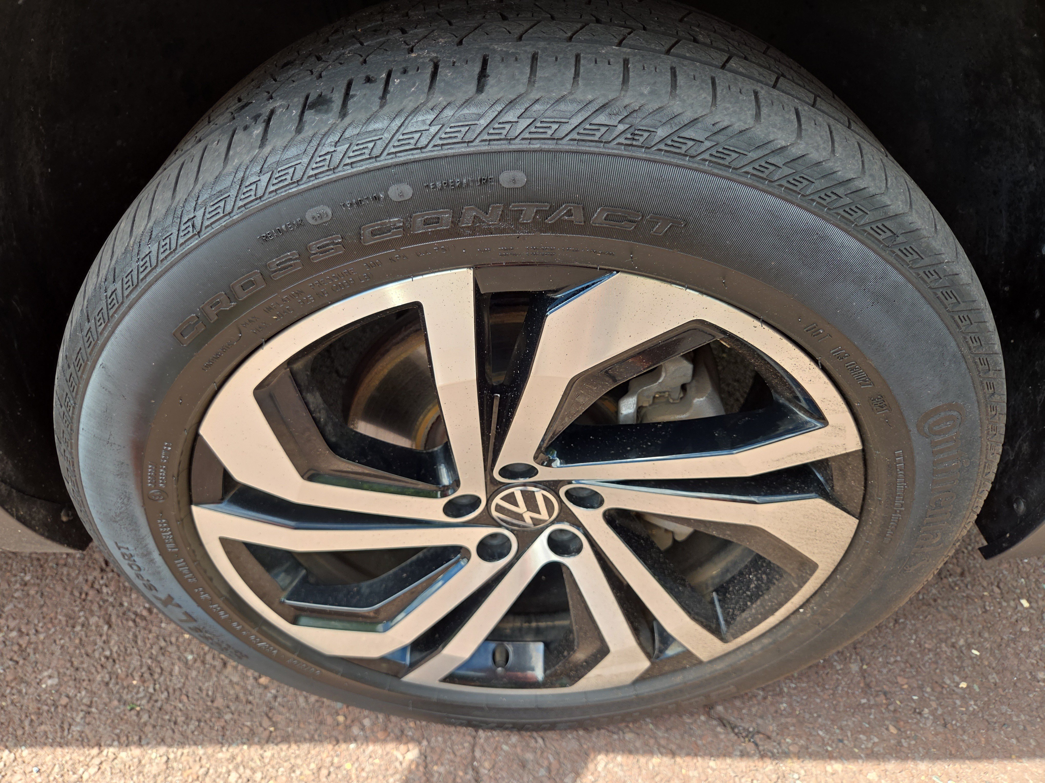 Used 2022 Volkswagen Atlas SEL AWD/4WD image 9