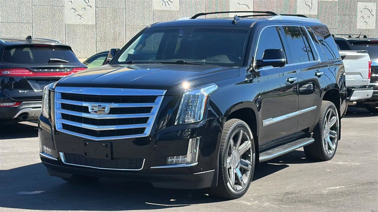 Used 2015 Cadillac Escalade Luxury AWD/4WD image 54