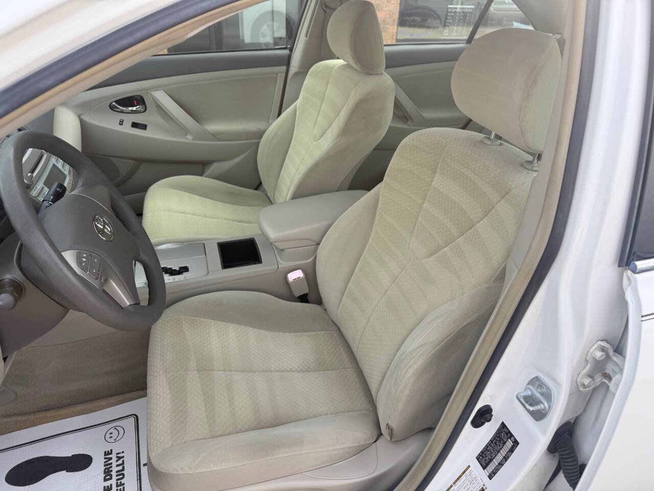 Used 2007 Toyota Camry LE FWD image 12