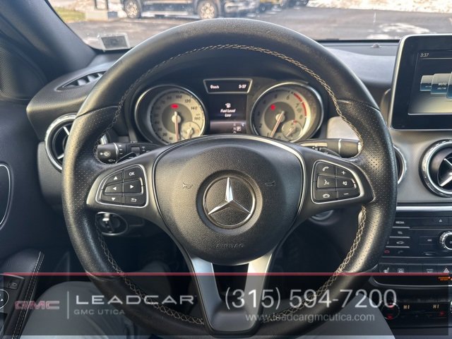 Used 2017 Mercedes-Benz GLA 250 4MATIC image 21