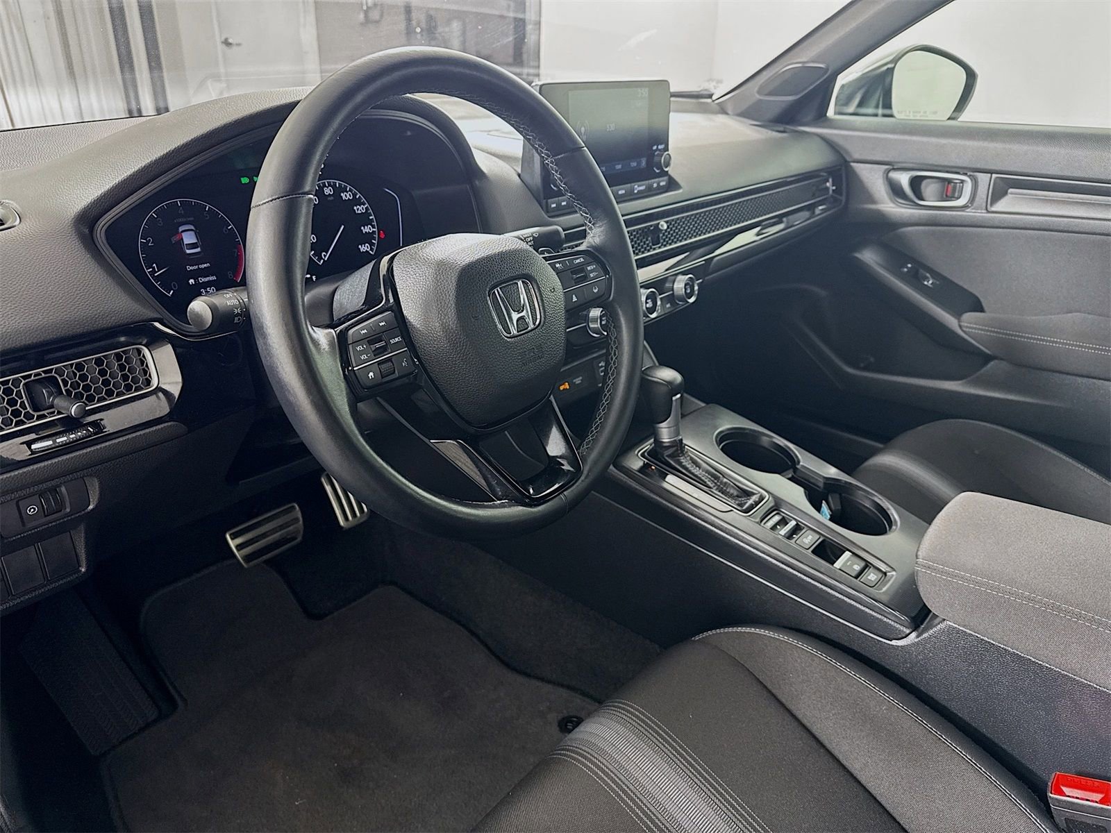 Used 2023 Honda Civic Sport image 17