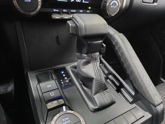 Certified 2026 Toyota 4Runner SR5 AWD/4WD image 20