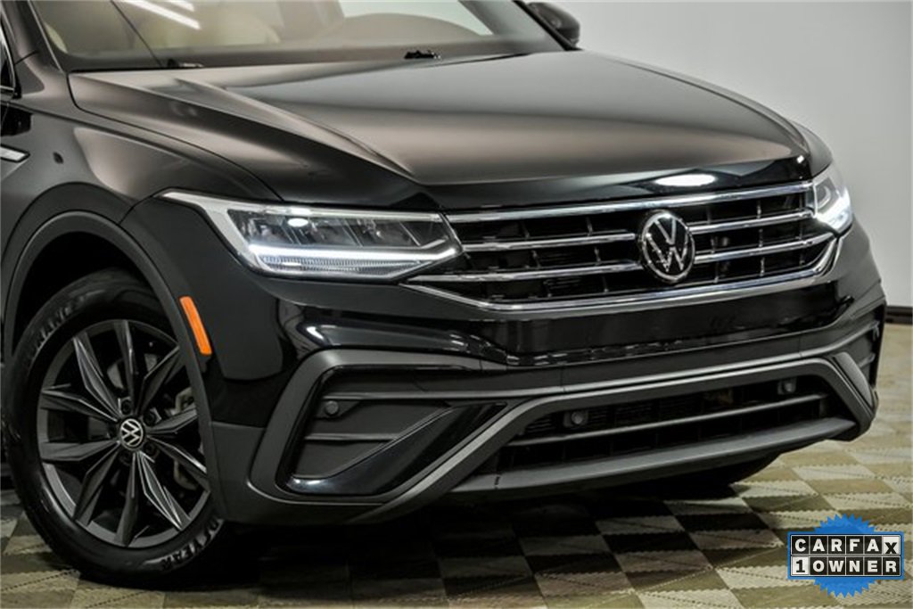 Used 2022 Volkswagen Tiguan SE w/ Panoramic Sunroof Package video 2
