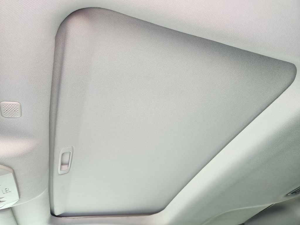 Certified 2020 Toyota Highlander Limited FWD image 26