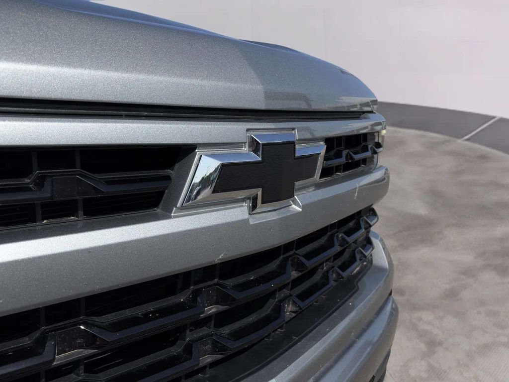 Used 2026 Chevrolet Silverado 1500 RST RWD image 32