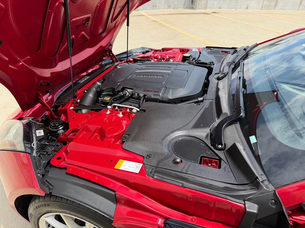 Used 2014 Jaguar F-TYPE Convertible RWD image 18