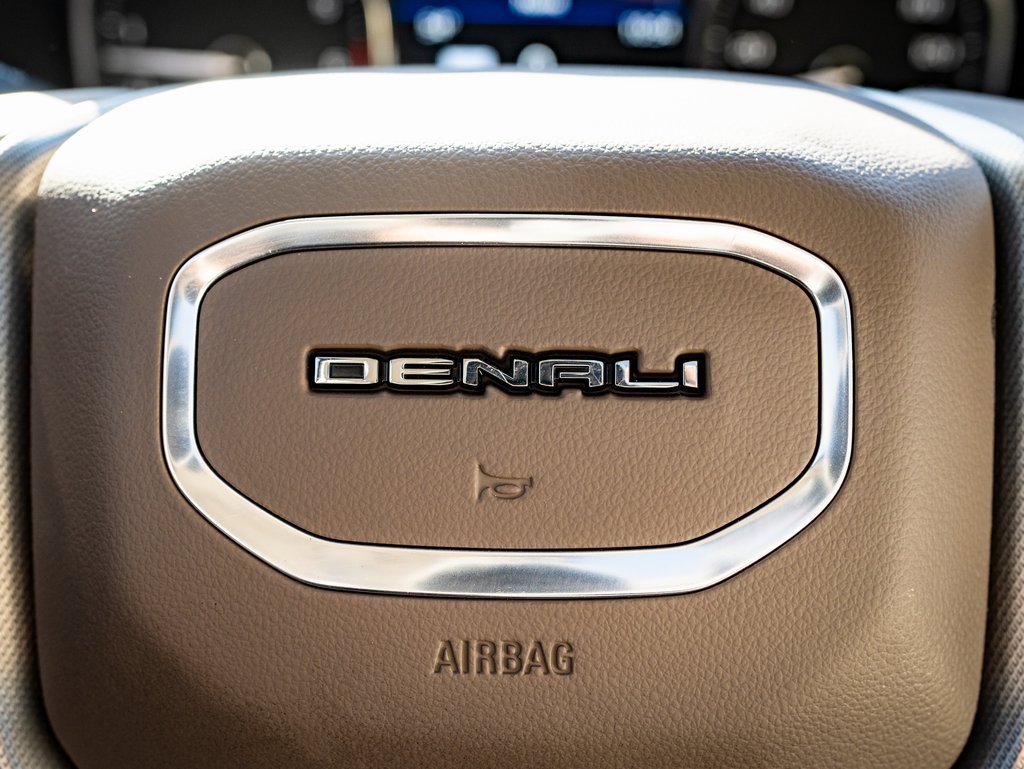 Used 2021 GMC Yukon XL Denali image 29