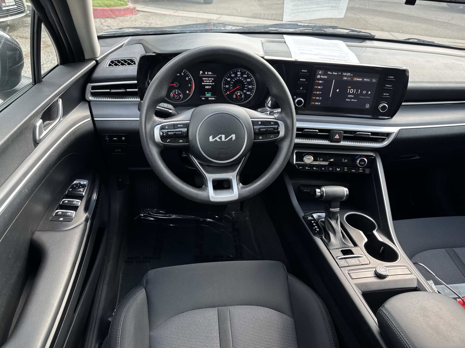 Used 2023 Kia K5 LXS image 8