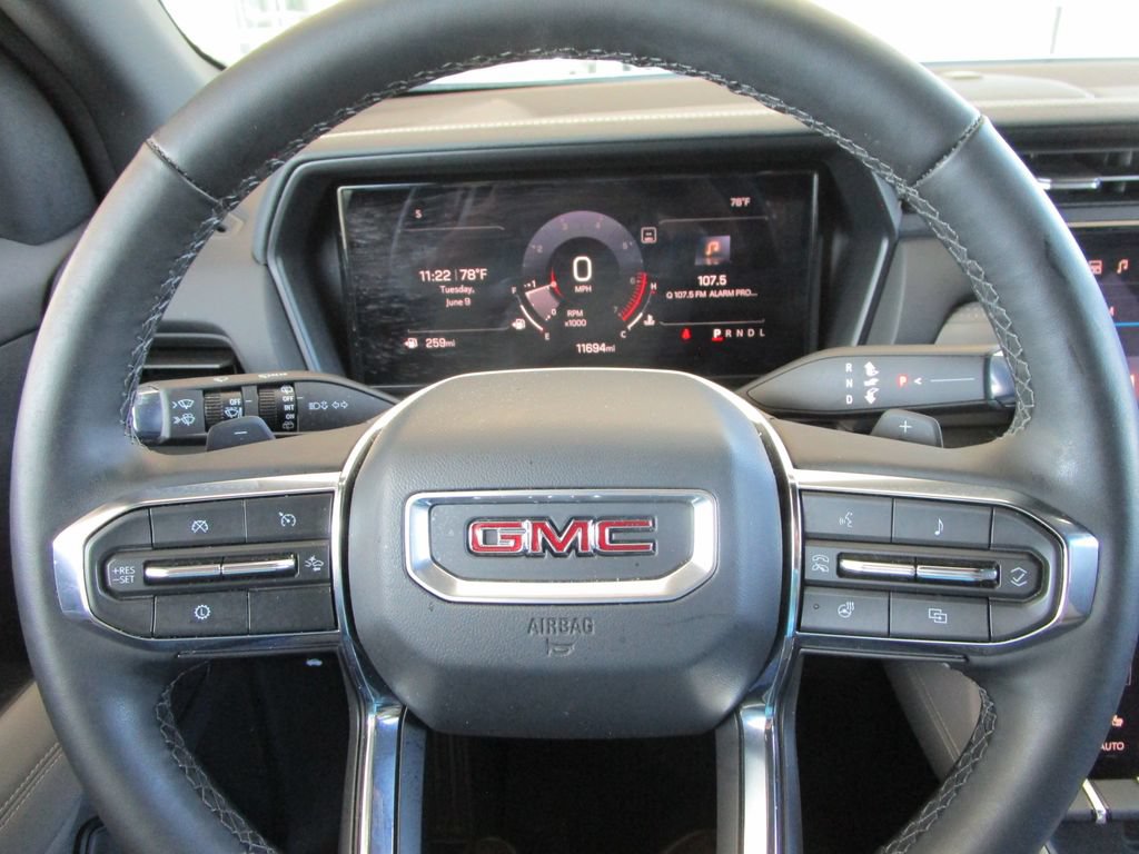 Used 2026 GMC Terrain Elevation w/ Elevation Premium Package FWD image 29