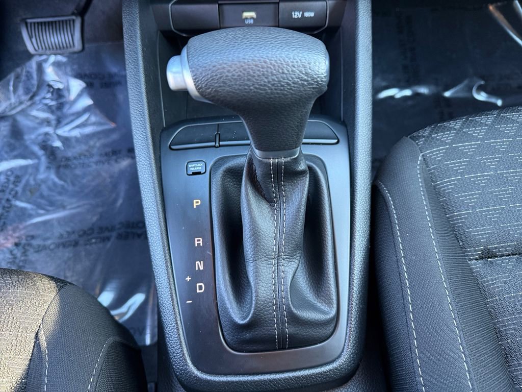 Used 2023 Kia Rio S w/ Technology Package image 17