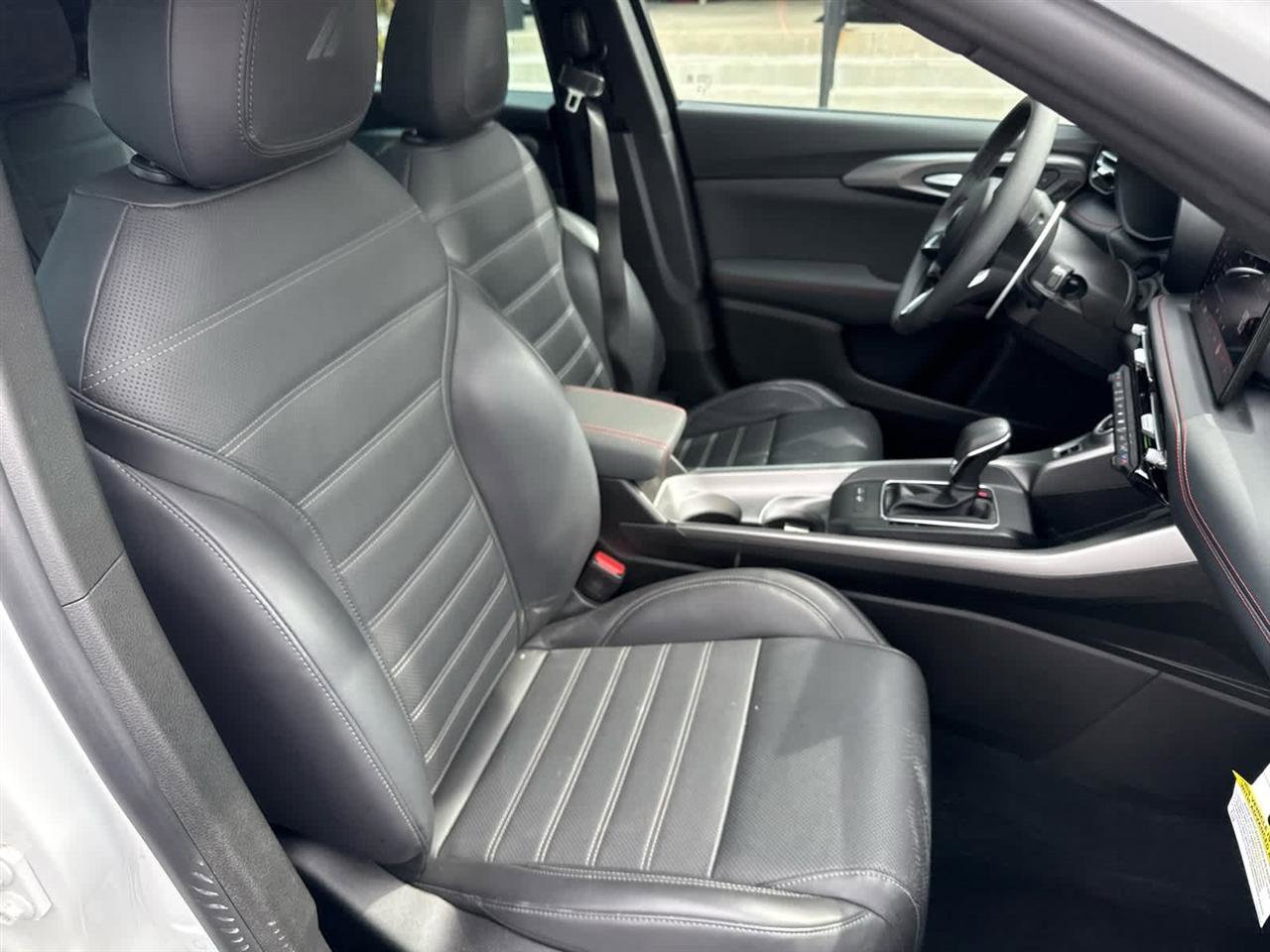 Used 2024 Dodge Hornet R/T Plus image 31
