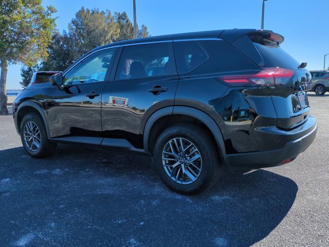 Certified 2024 Nissan Rogue S image 7