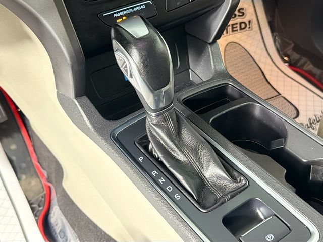 Used 2019 Ford Escape SEL AWD/4WD image 16