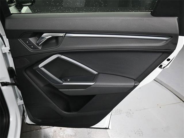 Used 2023 Audi Q3 2.0T Premium Plus w/ Premium Plus Package image 35