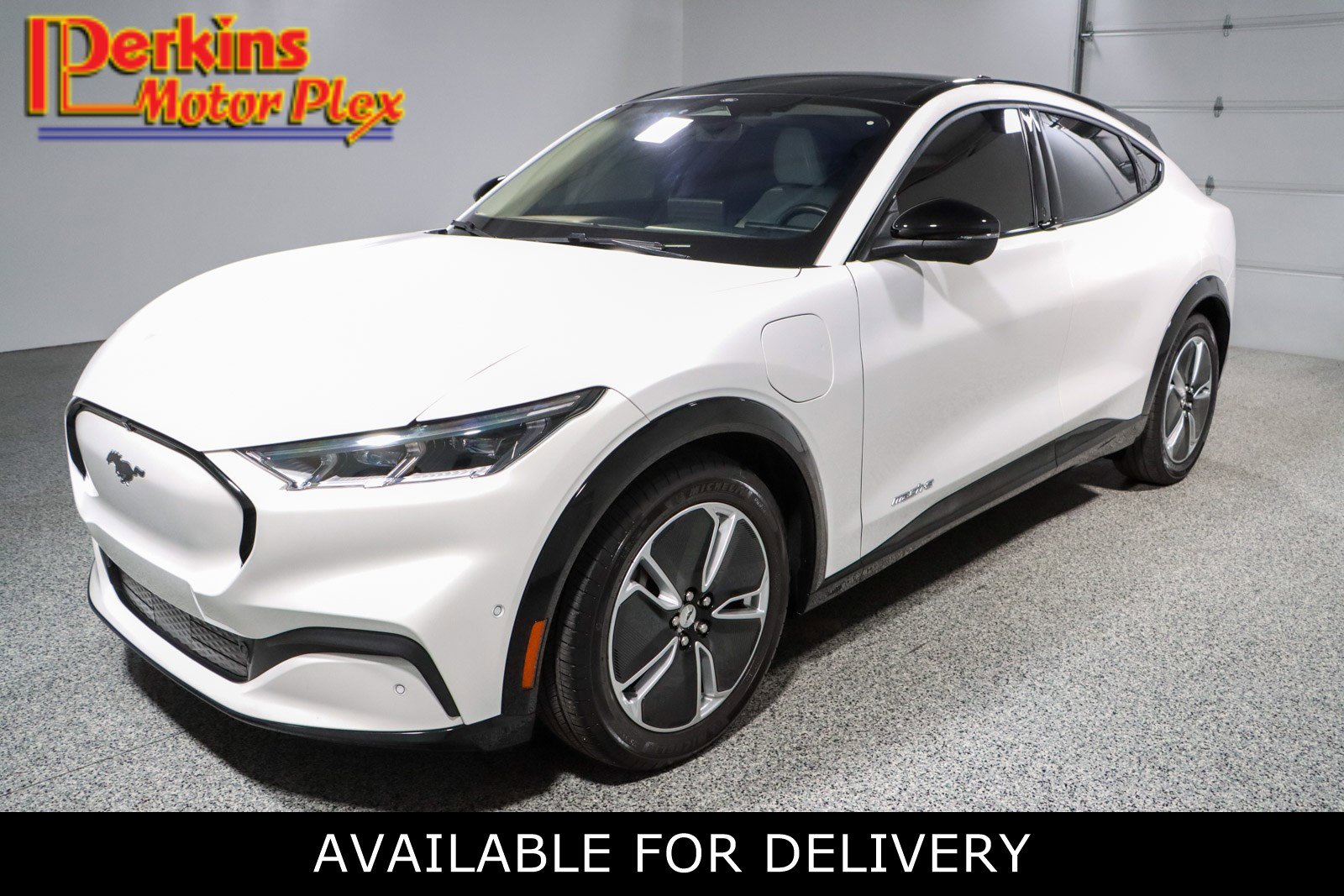 Used 2023 Ford Mustang Mach-E Premium image 1